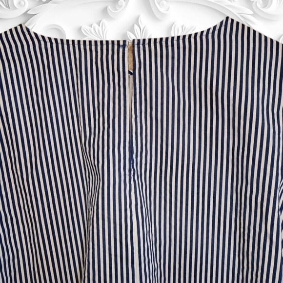 Zara blue striped Cropped top with pearls On Front - Picture 7 of 8